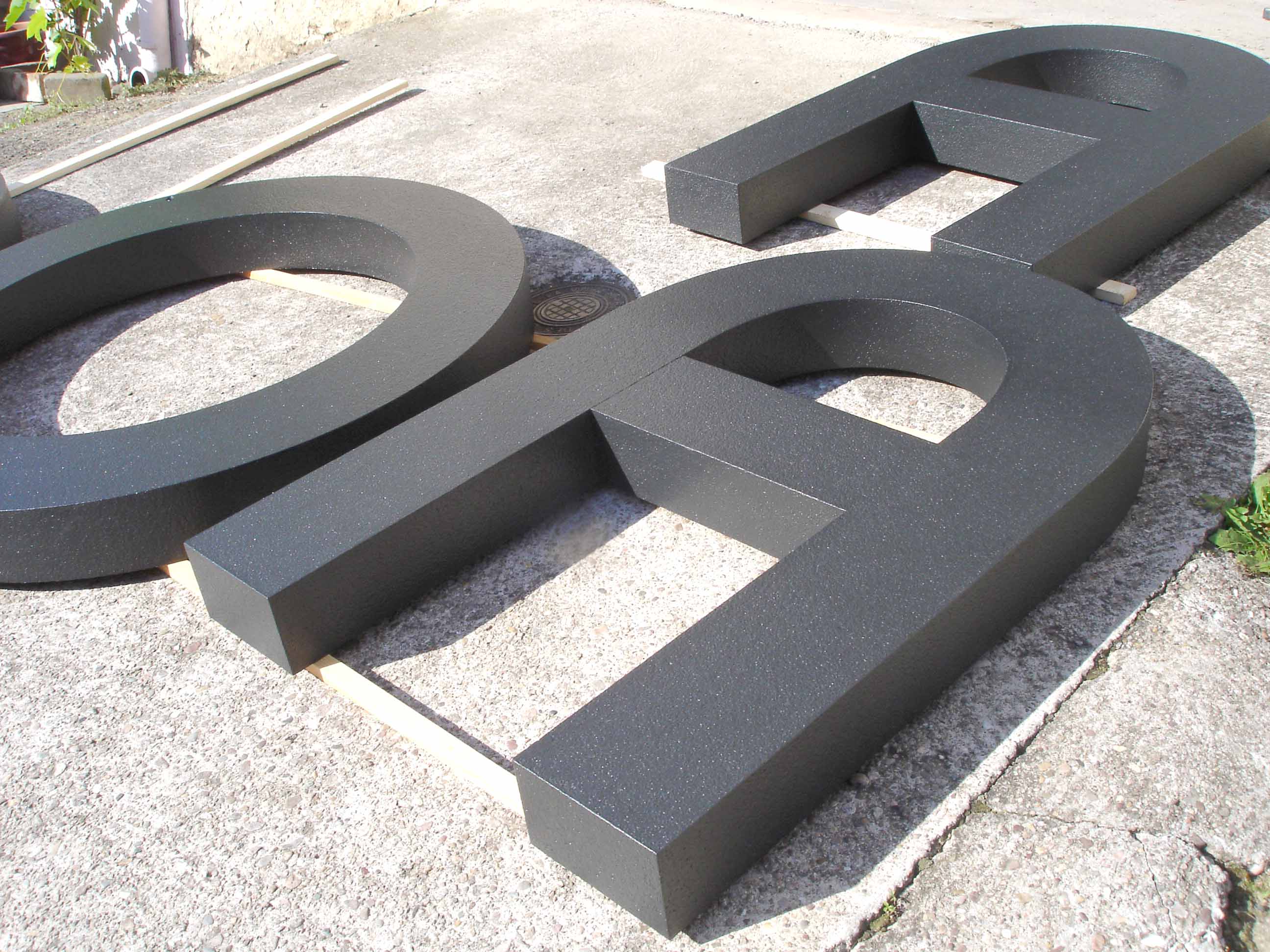 sign'ETIK Nancy - Décors et lettres en polystyrène pour décoration mariage et anniversaires à nancy 54 en Lorraine Grand EST